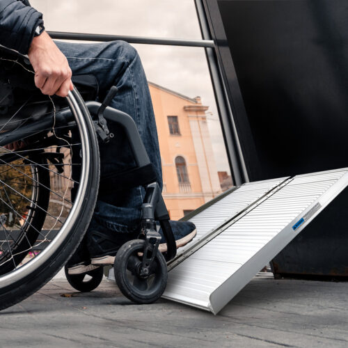 Aluminium Foldable Wheelchair Ramp R01  3ft - Image 9