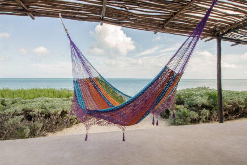 Outdoor undercover cotton Mayan Legacy hammock with hand crocheted tassels King Size Colorina - Image 3
