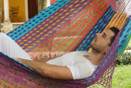 Outdoor undercover cotton Mayan Legacy hammock with hand crocheted tassels King Size Colorina - Image 6
