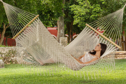 Mayan Legacy Queen Size Outdoor Cotton Mexican Resort Hammock With Fringe in Cream Colour - Image 3