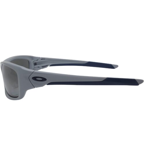 Oakley OO 9236-05 Polarized Valve Matte Fog Frame Grey Lens Mens Sunglasses - Image 3