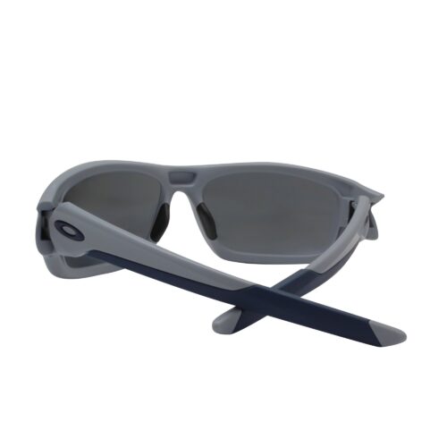 Oakley OO 9236-05 Polarized Valve Matte Fog Frame Grey Lens Mens Sunglasses - Image 5