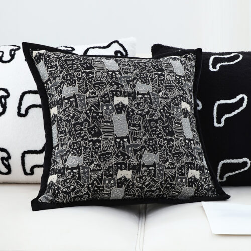 45cm Throw Pillow Black Cat Paradise Wide Border Decorative Cushion for Living Room - Image 3