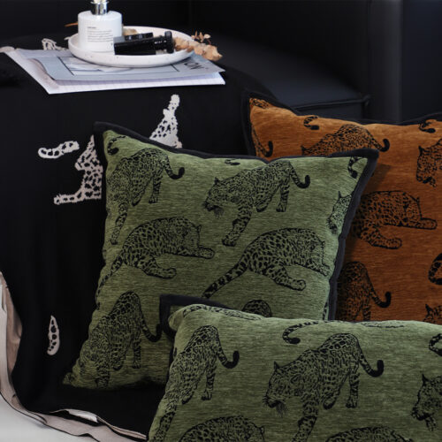 2x 40cm Throw Pillow Green Leopard Square Retro Decorative Cushion for Living Room - Image 3