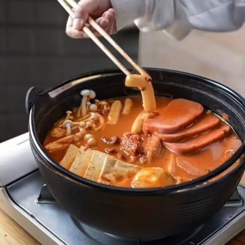 29cm Cast Iron Japanese Sukiyaki Tetsu Nabe Shabu Hot Pot with Wooden Lid - Image 10
