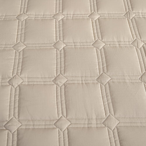 2x Beige 153cm Wide Mattress Cover Thick Quilted Stretchable Bed Spread Sheet Protector with Pillow Covers - Image 4