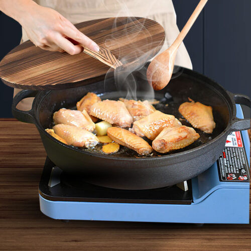 35cm Round Cast Iron Pre-seasoned Deep Baking Pizza Frying Pan Skillet with Wooden Lid - Image 8