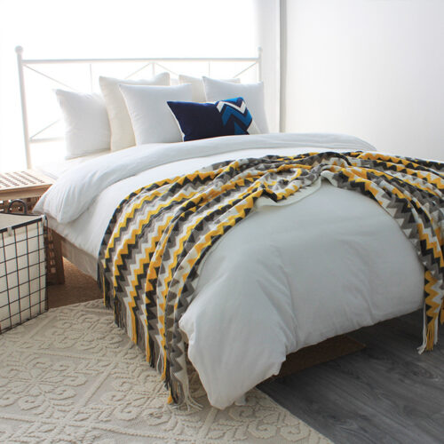 170cm Yellow Zigzag Striped Throw Blanket Acrylic Wave Knitted Fringed Woven Cover Couch Bed Sofa Decor - Image 4