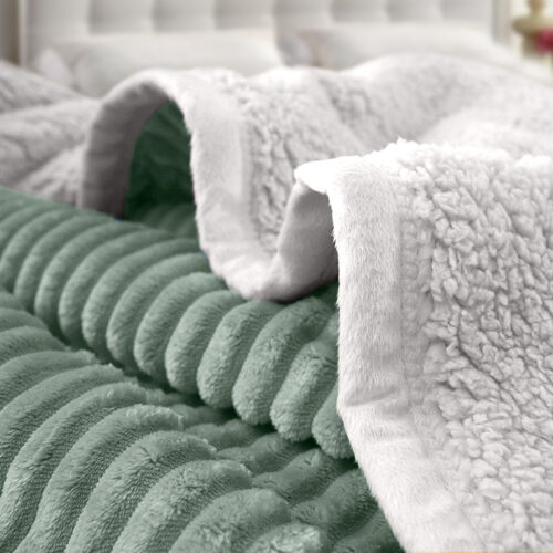 2x Light Green Throw Blanket Warm Cozy Double Sided Thick Flannel Fleece Bed Sofa Comforter - Image 4