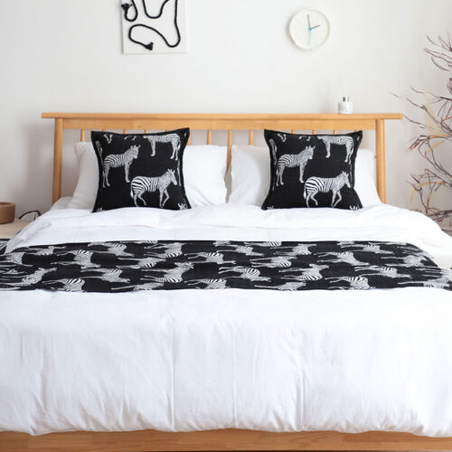1.8m Bed Light Luxury Black Zebra Vintage Bed Scarf Runner Bedding Tail Pad Flag For Home Hotel Set of 3 - Image 3