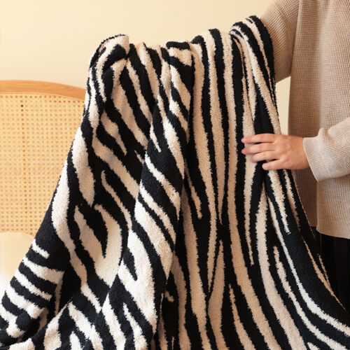 2x 130x170cm Throw Blanket Black White Soft Zebra Print Half Fleece Casual Cozy - Image 4