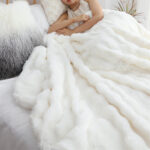 2x 160X200cm Throw Blanket White Double Layer Rabbit Fur Cozy Comfort