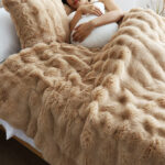 2x 160X200cm Throw Blanket Coffee Double Layer Rabbit Fur Cozy Comfort