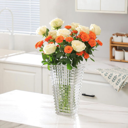 22.5cm Handcrafted Clear Glass Vase Classic - Image 4