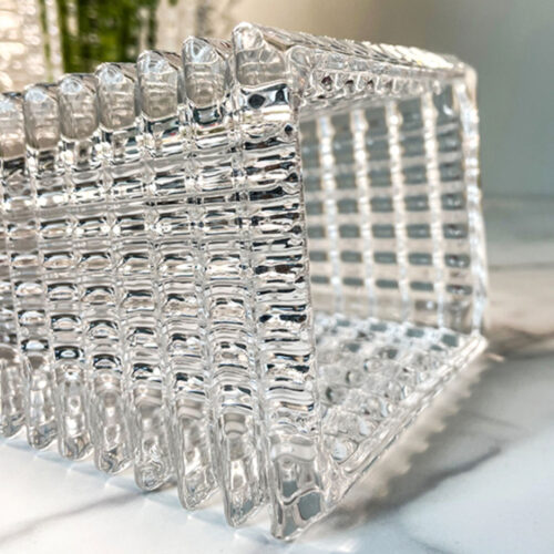 22.5cm Handcrafted Clear Glass Vase Classic - Image 8