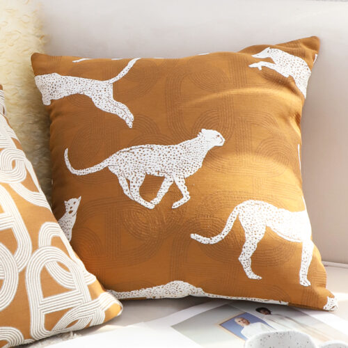 50cm Throw Pillow Brown White Cheetah Animal Print - Image 4