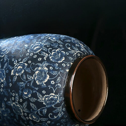 30x19cm Blue with White Mini Floral Medium Ceramic Flower Vase Elegant Living Room Decor - Image 4